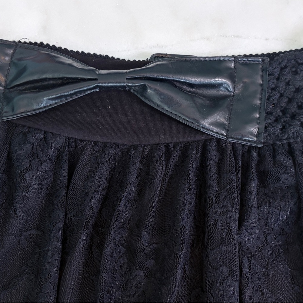 Black Lace High-Low Evening Skirt Size L - Picture 8 of 8